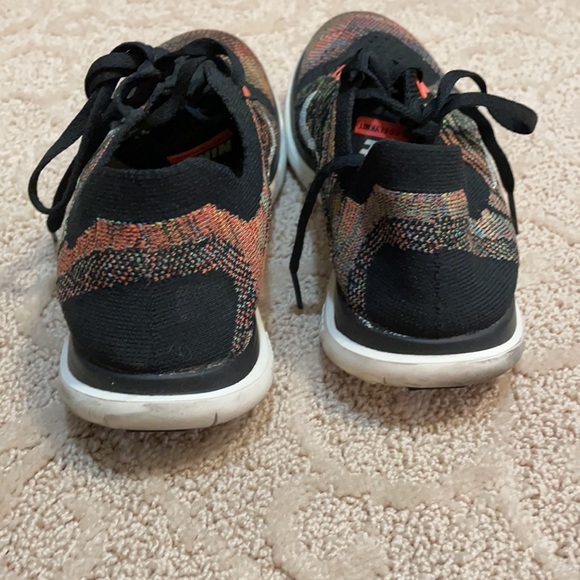 Nike sneakers - Picture 2 of 4